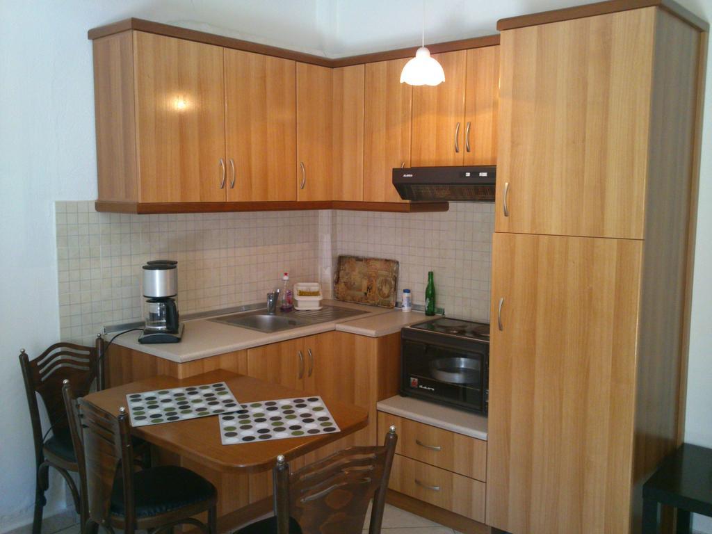 Gkoloi Studios & Apartments Kalyves Polygyrou 部屋 写真